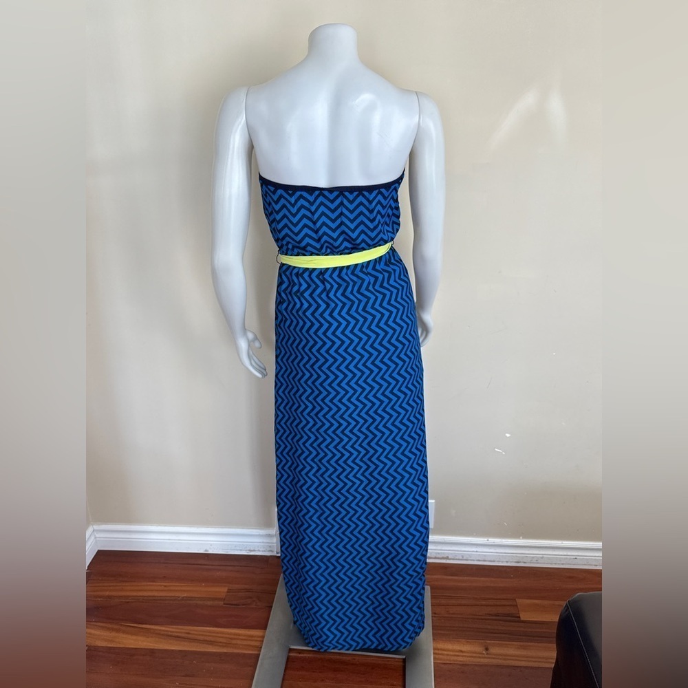 Jealous Tomato Strapless Blue Chevron & Neon Yellow Belt Maxi Dress - Picture 5 of 5